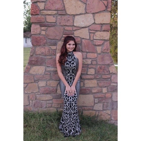 Prom Dress - Picture 1 of 2